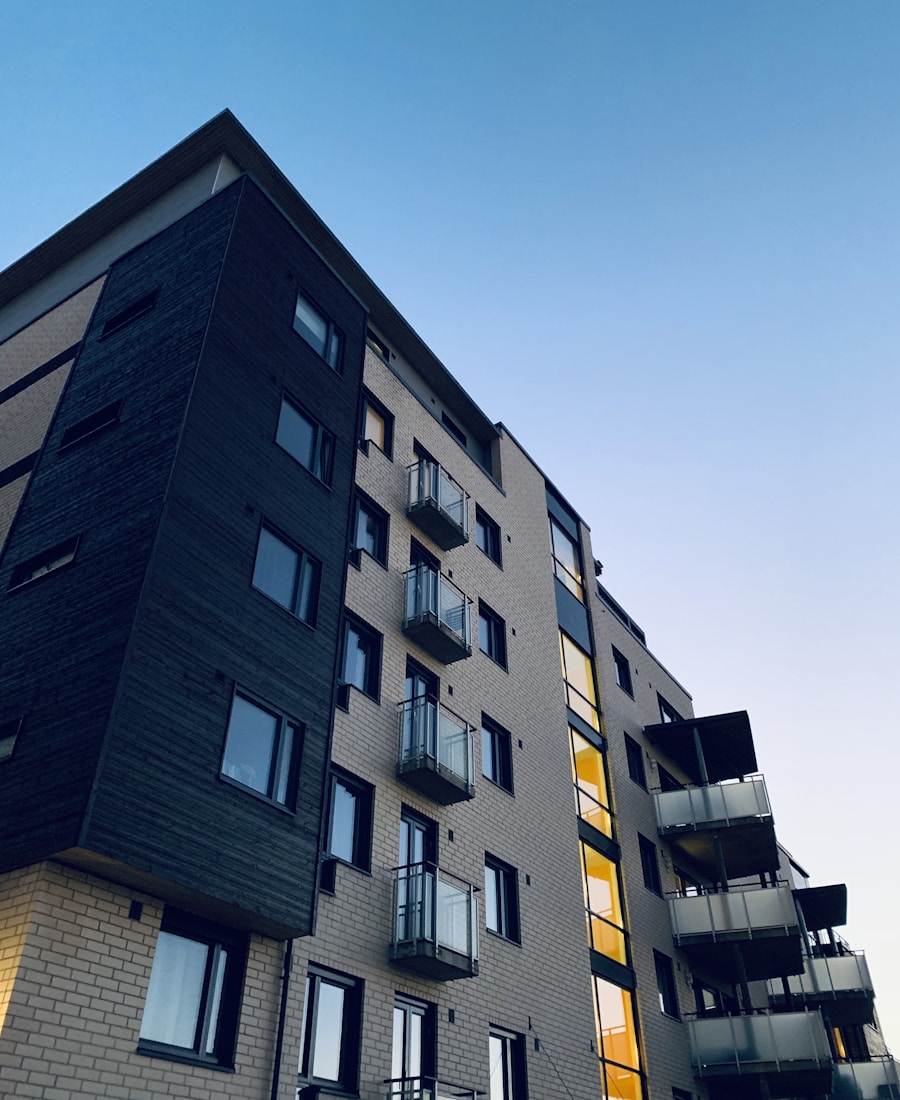 Modernes Mehrfamilienhaus
